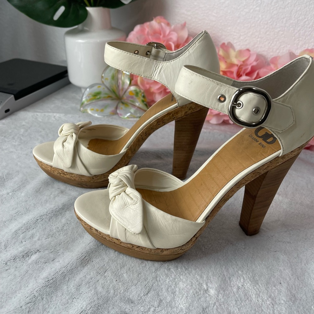 *NIB* Gianni Bini ‘In-vite101’ Sandals